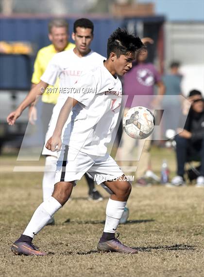 Thumbnail 3 in St. Ignatius vs Fullerton (Marina Tournament) photogallery.