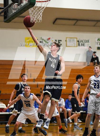 Thumbnail 3 in Napa vs. Analy (Brett Callan Memorial Tournament) photogallery.