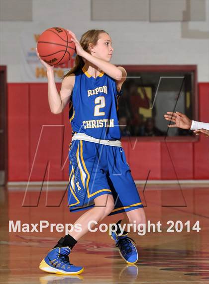 Thumbnail 1 in Ripon Christian vs. Capital Christian (CIF SJS D5 Playoffs) photogallery.