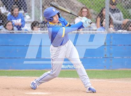 Thumbnail 3 in Grossmont @ Eastlake photogallery.