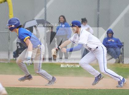 Thumbnail 3 in Grossmont @ Eastlake photogallery.