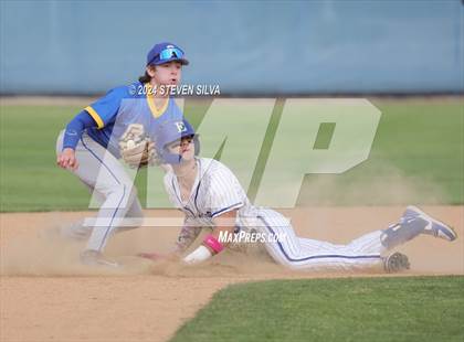 Thumbnail 2 in Grossmont @ Eastlake photogallery.