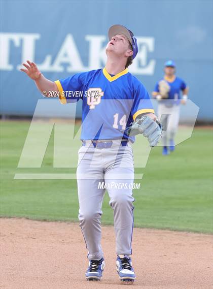 Thumbnail 1 in Grossmont @ Eastlake photogallery.