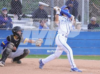 Thumbnail 3 in Grossmont @ Eastlake photogallery.