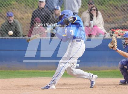 Thumbnail 1 in Grossmont @ Eastlake photogallery.