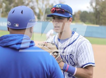 Thumbnail 2 in Grossmont @ Eastlake photogallery.
