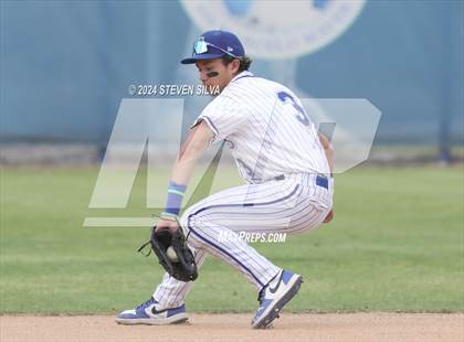 Thumbnail 1 in Grossmont @ Eastlake photogallery.