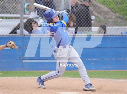 Thumbnail 1 in Grossmont @ Eastlake photogallery.