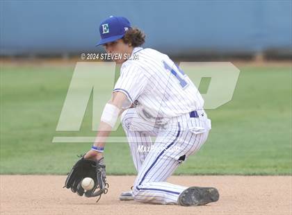 Thumbnail 2 in Grossmont @ Eastlake photogallery.