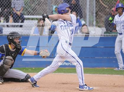 Thumbnail 1 in Grossmont @ Eastlake photogallery.