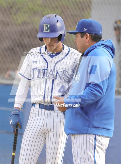Thumbnail 3 in Grossmont @ Eastlake photogallery.