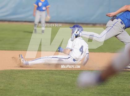 Thumbnail 2 in Grossmont @ Eastlake photogallery.