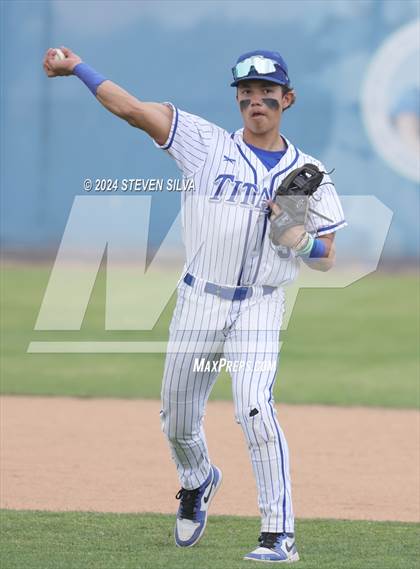 Thumbnail 2 in Grossmont @ Eastlake photogallery.