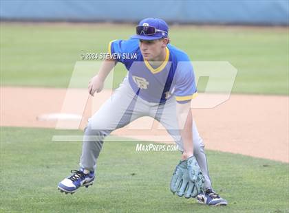 Thumbnail 3 in Grossmont @ Eastlake photogallery.