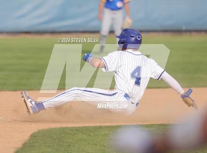 Thumbnail 3 in Grossmont @ Eastlake photogallery.