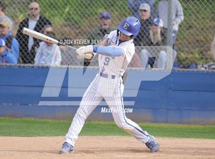Thumbnail 1 in Grossmont @ Eastlake photogallery.