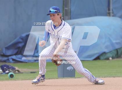 Thumbnail 1 in Grossmont @ Eastlake photogallery.