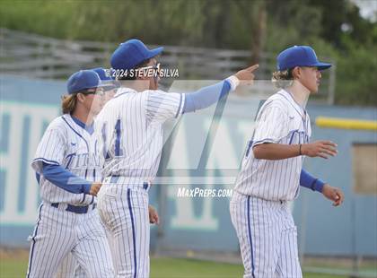 Thumbnail 3 in Grossmont @ Eastlake photogallery.