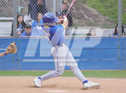 Thumbnail 3 in Grossmont @ Eastlake photogallery.