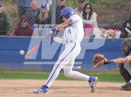 Thumbnail 1 in Grossmont @ Eastlake photogallery.