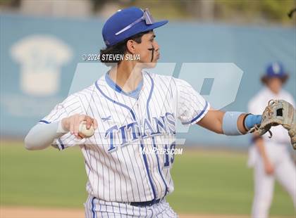 Thumbnail 2 in Grossmont @ Eastlake photogallery.
