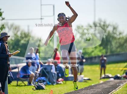 Thumbnail 2 in UIL 6A Track & Field Area 21&22 (Triple Jump) photogallery.