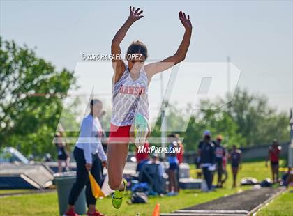 Thumbnail 1 in UIL 6A Track & Field Area 21&22 (Triple Jump) photogallery.