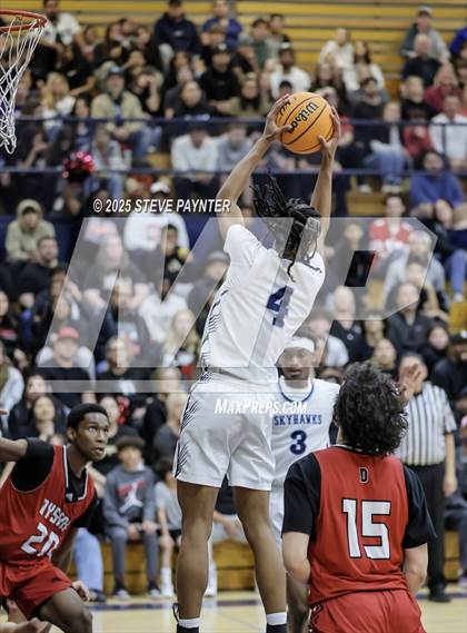 Thumbnail 1 in Deer Valley vs Dysart (AIA 4A Semi) photogallery.