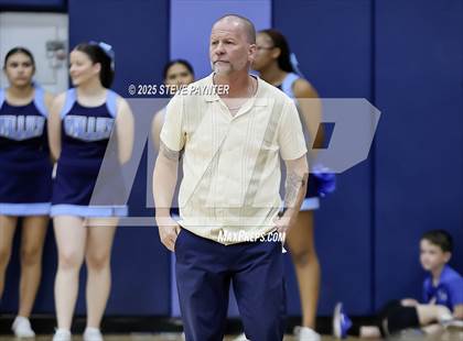 Thumbnail 2 in Deer Valley vs Dysart (AIA 4A Semi) photogallery.