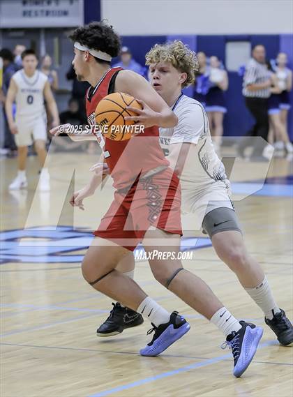 Thumbnail 2 in Deer Valley vs Dysart (AIA 4A Semi) photogallery.