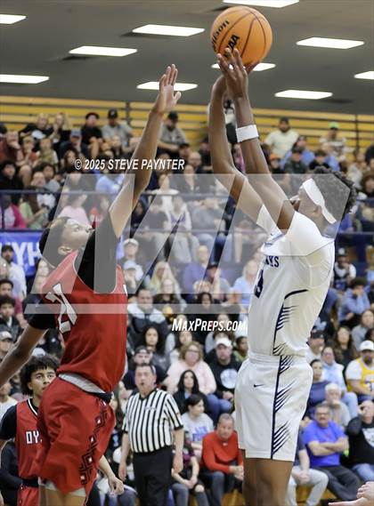 Thumbnail 2 in Deer Valley vs Dysart (AIA 4A Semi) photogallery.