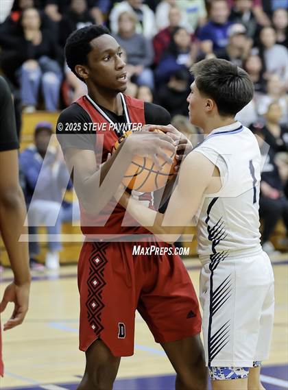 Thumbnail 1 in Deer Valley vs Dysart (AIA 4A Semi) photogallery.