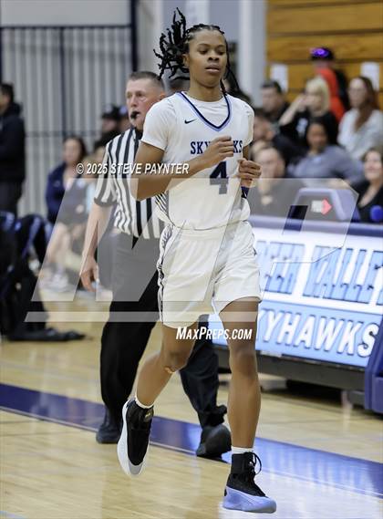 Thumbnail 2 in Deer Valley vs Dysart (AIA 4A Semi) photogallery.