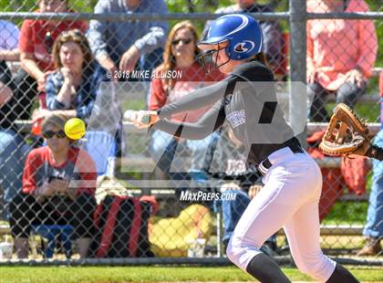 Thumbnail 3 in Whitwell vs Sale Creek photogallery.