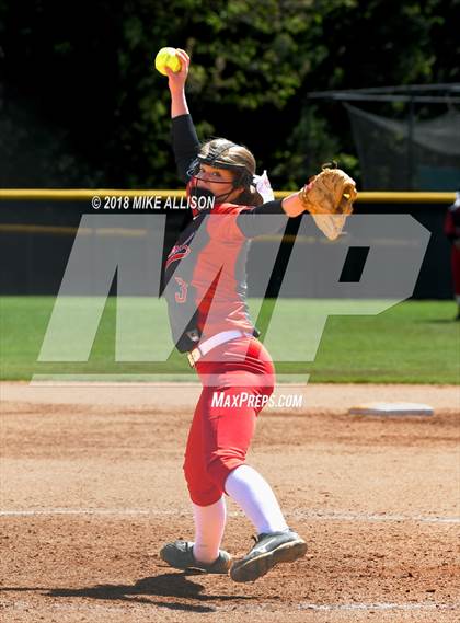 Thumbnail 1 in Whitwell vs Sale Creek photogallery.