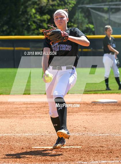Thumbnail 1 in Whitwell vs Sale Creek photogallery.