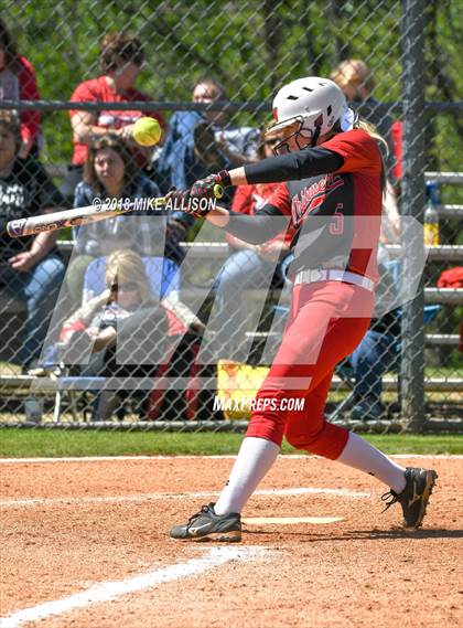 Thumbnail 2 in Whitwell vs Sale Creek photogallery.