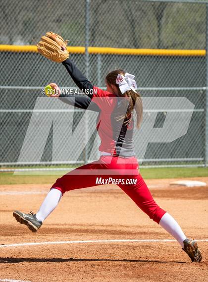 Thumbnail 2 in Whitwell vs Sale Creek photogallery.
