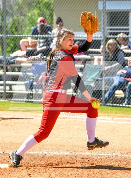 Thumbnail 2 in Whitwell vs Sale Creek photogallery.