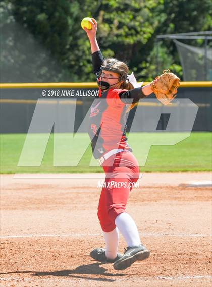 Thumbnail 2 in Whitwell vs Sale Creek photogallery.