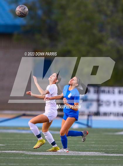 Thumbnail 1 in Charter Oak @ San Dimas photogallery.