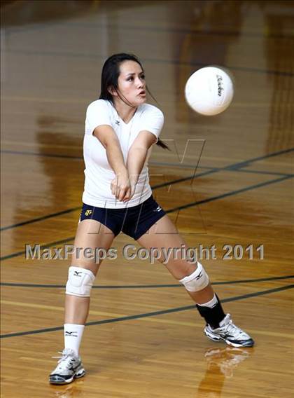 Thumbnail 3 in Midway @ Stony Point photogallery.