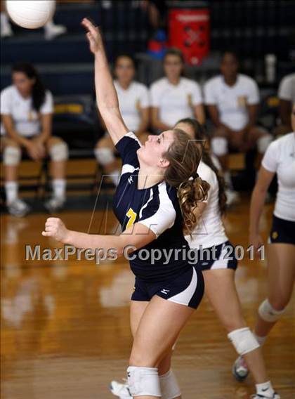 Thumbnail 3 in Midway @ Stony Point photogallery.