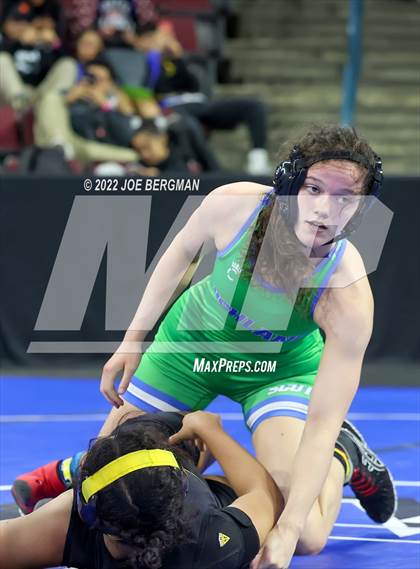 Thumbnail 1 in CIF State Championships (Girl's 1st Round) photogallery.
