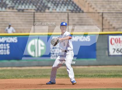Thumbnail 3 in Agoura vs. Green Valley photogallery.