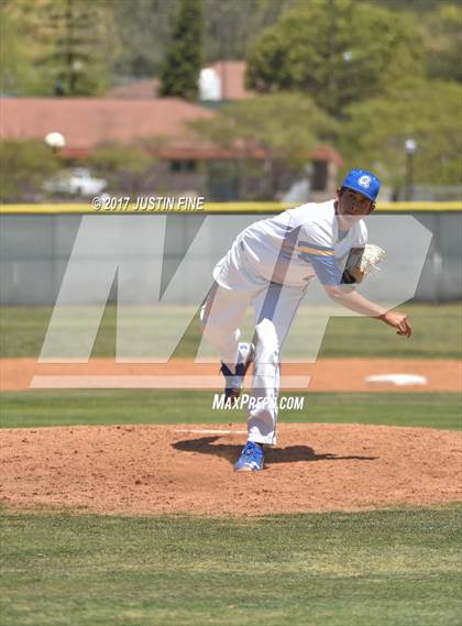 Thumbnail 2 in Agoura vs. Green Valley photogallery.