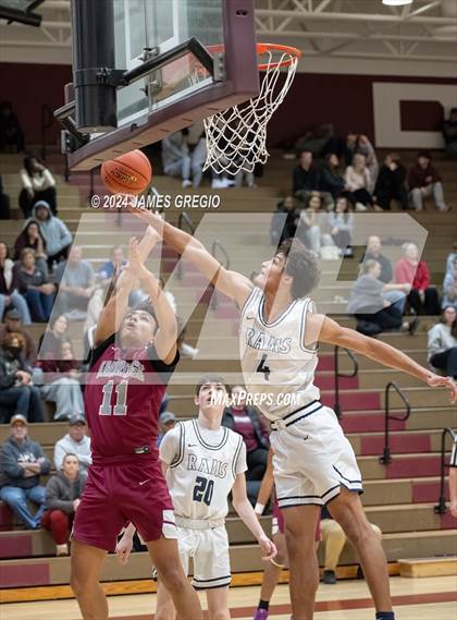Thumbnail 3 in Ambridge vs. Rochester photogallery.