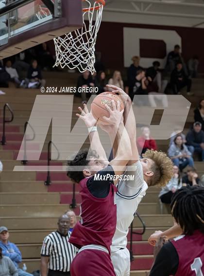 Thumbnail 2 in Ambridge vs. Rochester photogallery.