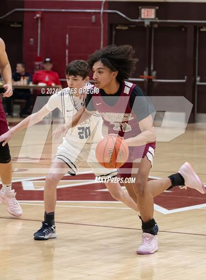 Thumbnail 3 in Ambridge vs. Rochester photogallery.