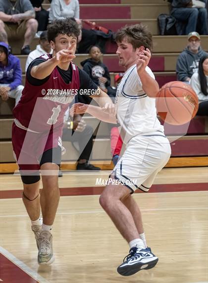 Thumbnail 3 in Ambridge vs. Rochester photogallery.